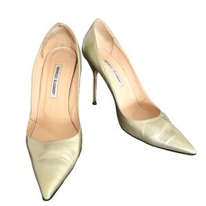 Manolo Blahnik BB Gold Patent Pumps